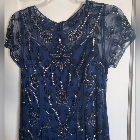 Adrianna Papell Hand-Beaded Godet Gown in Navy, Size 14 - Picture 7 of 9